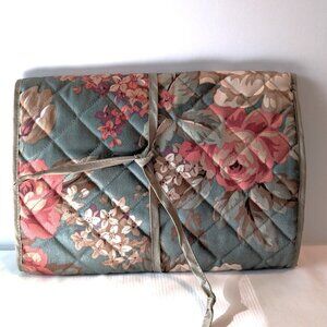 NWT "Bags & Baggage" Quilted Floral Folding Travel Hanging Organizer